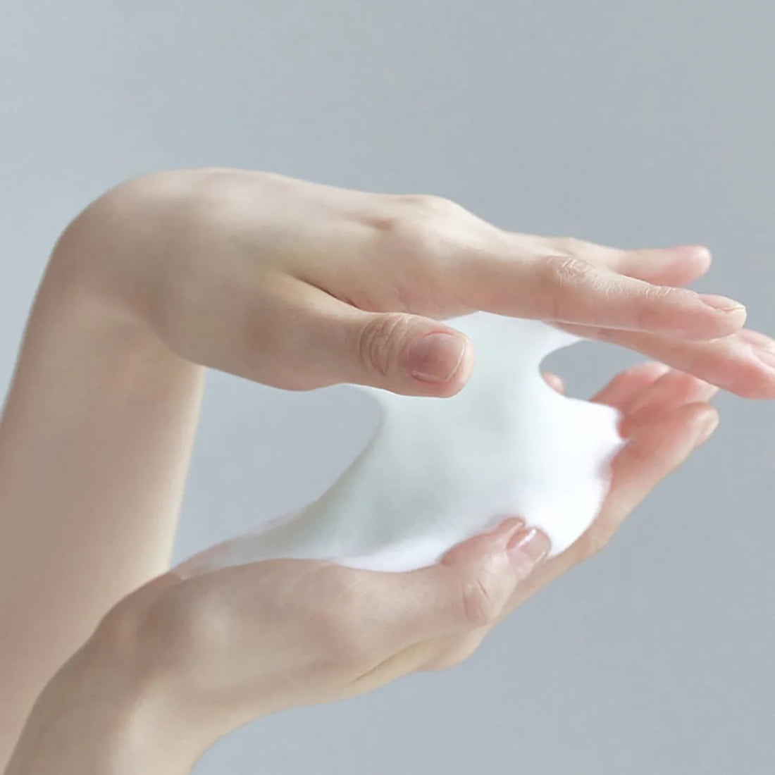 CELIMAX - Noni Acne Bubble Cleanser 155 ML | Limpiador Facial 5