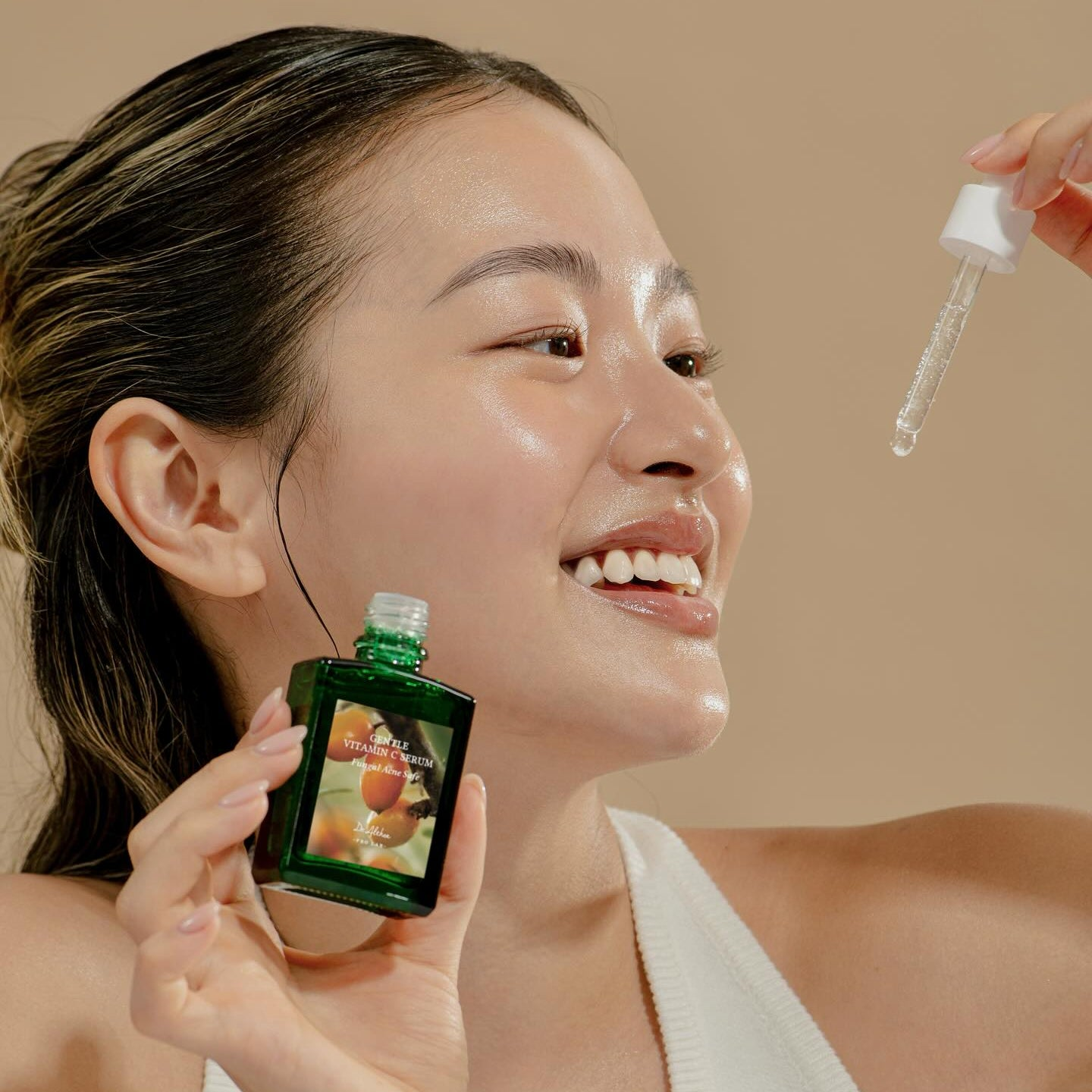 DR. ALTHEA - Gentle Vitamin C Serum 30 ML | Suero Iluminador 6